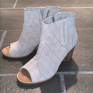 NWOT Tom’s Majorca Peep Toe Ankle Booties